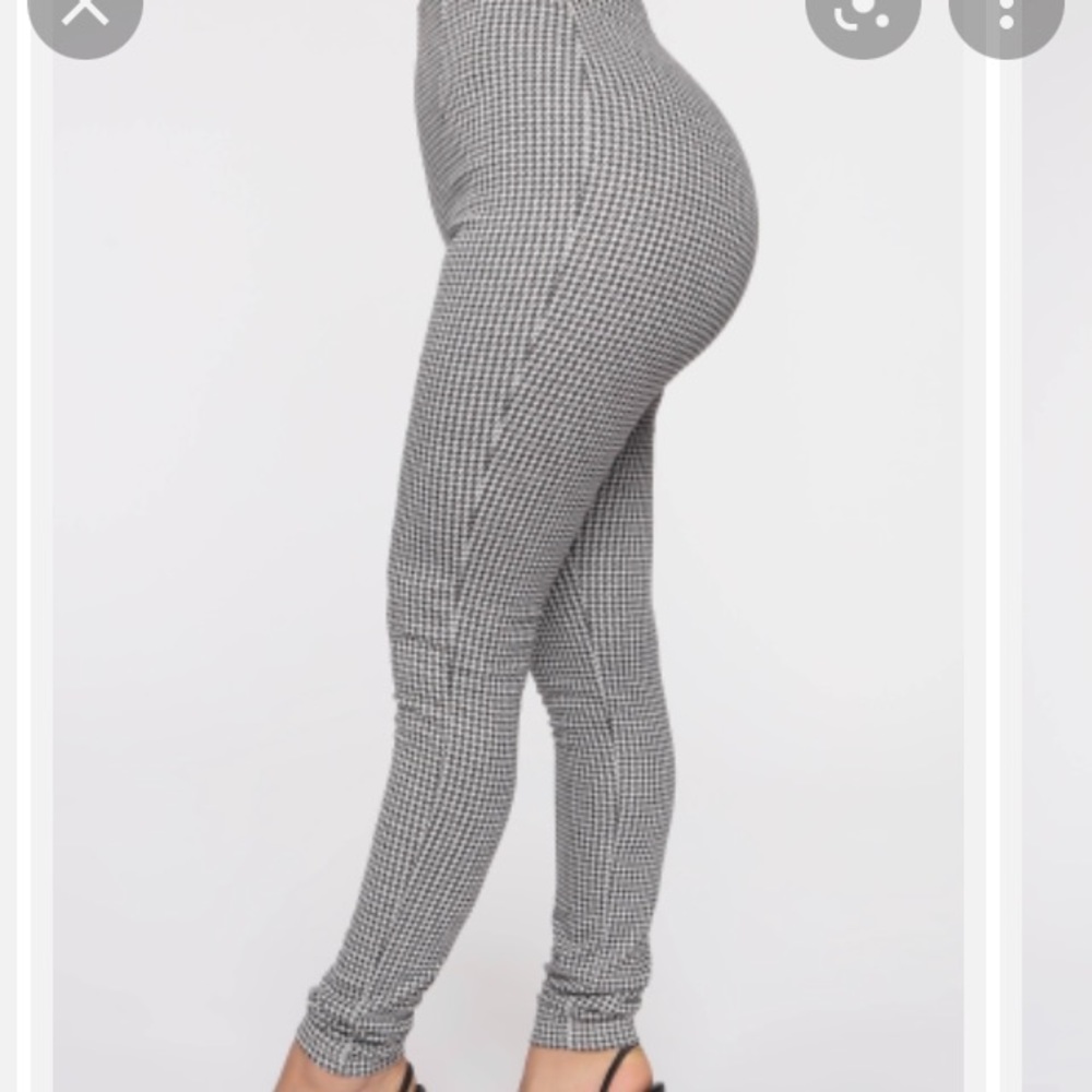 NWT Fashion Nova Houndstooth You Already Know Dress Pants size M
